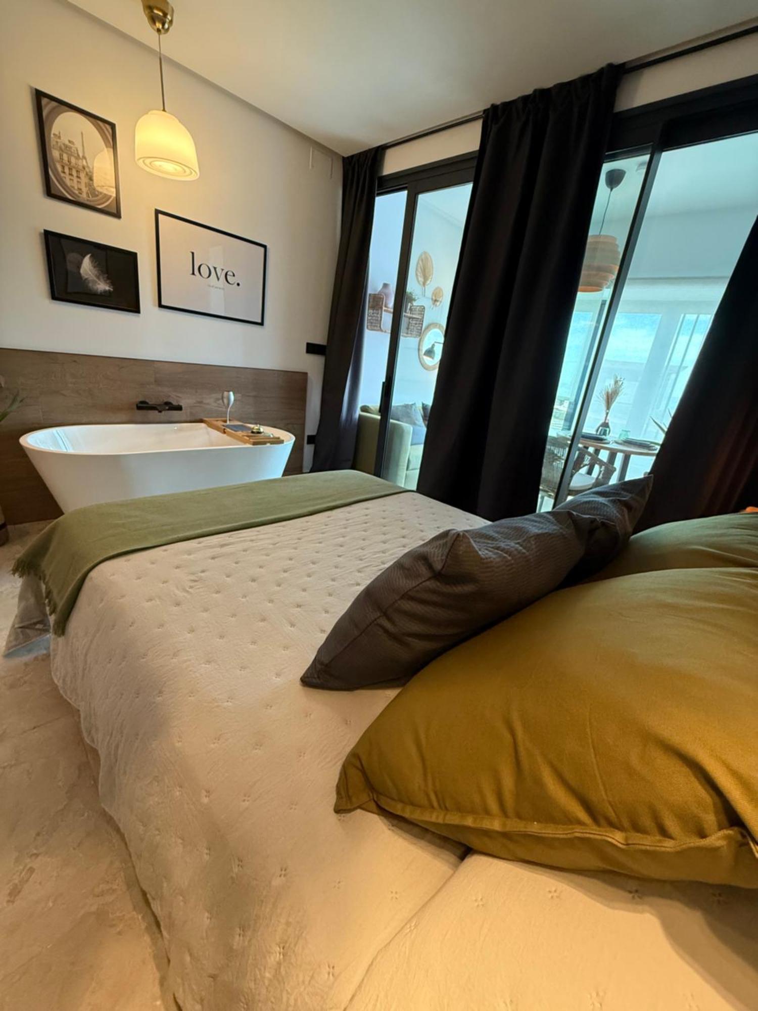 Victoria Loft Bed and Breakfast Castell de Ferro Εξωτερικό φωτογραφία